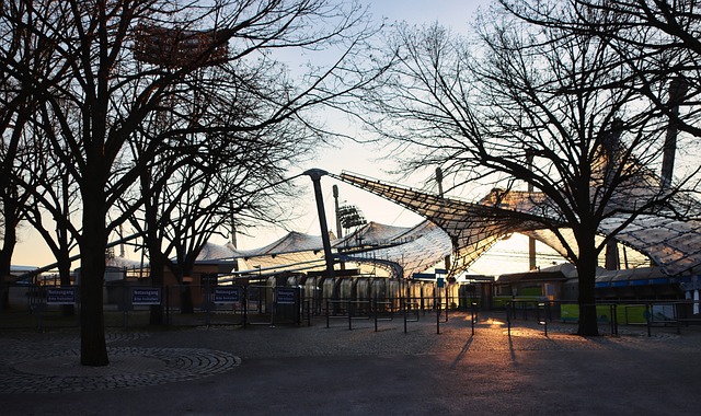 强调以下两 强调以下两